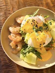 Benedict with shrimp